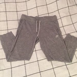 NIKE Capri joggers